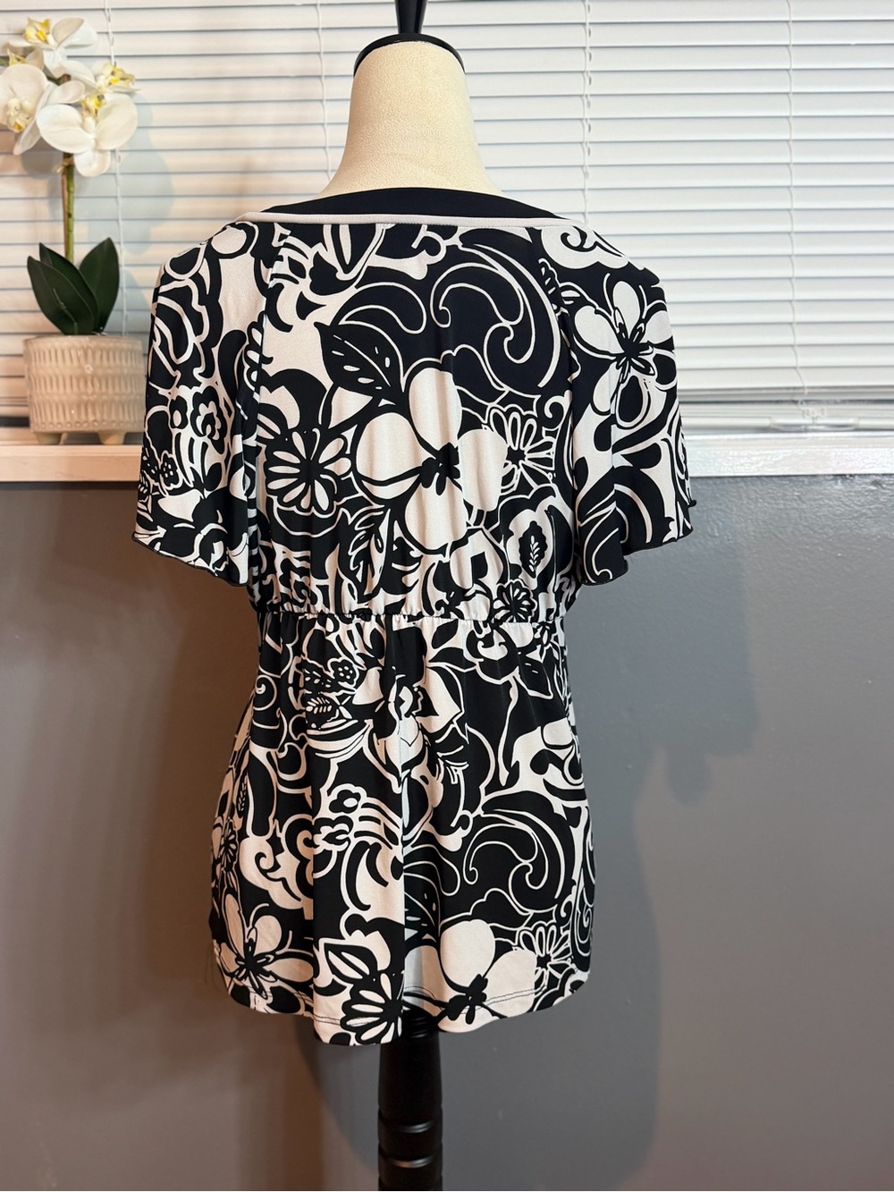 AB Studio Black White Floral Empire Waist Babydoll Top Large Boho Y2K - Picture 7 of 9